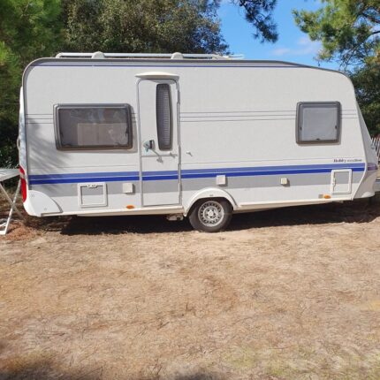 Hobby EXCELLENT Caravane 4 couchages — système Powrtouch, auvent Ventura cuisine/chambre, PTAC 1180 kg, occasion